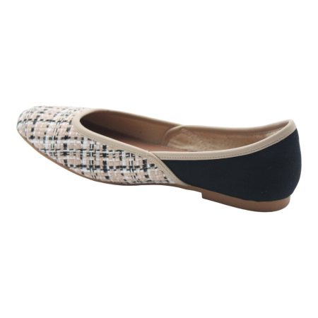 Brown-black-cream-comfortable-flats