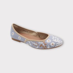 Foral embroidery shoes