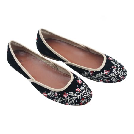 Black-flats-white-vine-embroiderey