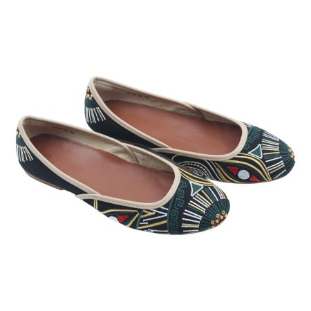 Black-flats-ethnic-embroidery